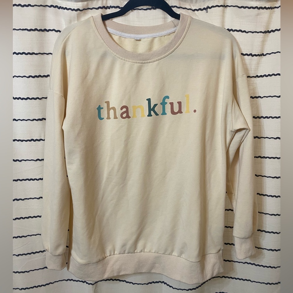 Cream “Thankful” Sweatshirt- Size M